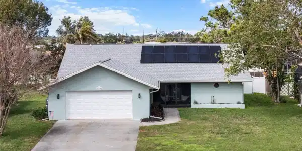 1239 PINEBROOK WAY