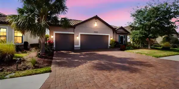 10105 BATCHELDER TERRACE