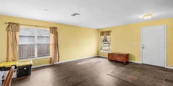 Image 4 Image 4