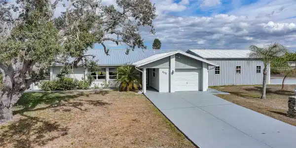 405 RIDGECREST DRIVE