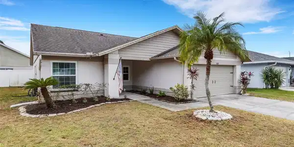 11829 SWEETPEA COURT