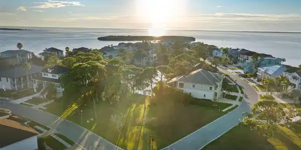 N POINTE ALEXIS DRIVE