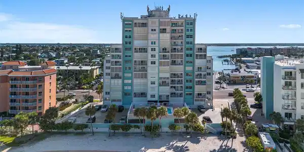 11000 GULF BOULEVARD