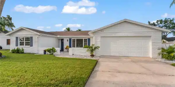 8418 FLAGSTONE DRIVE