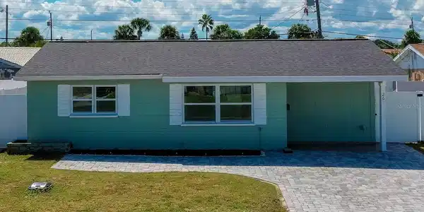 26 SEASIDE DRIVE