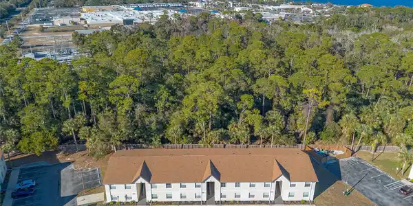 426 BANANA CAY DRIVE