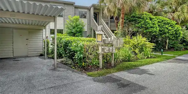 1611 CLOWER CREEK DRIVE