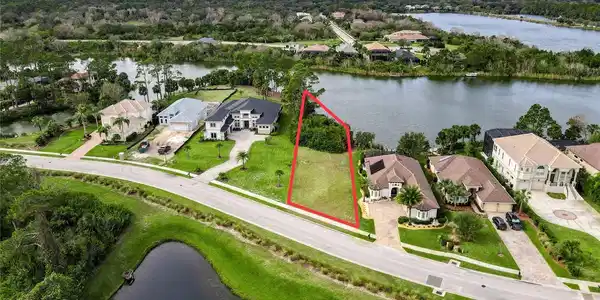 22 HERON DRIVE