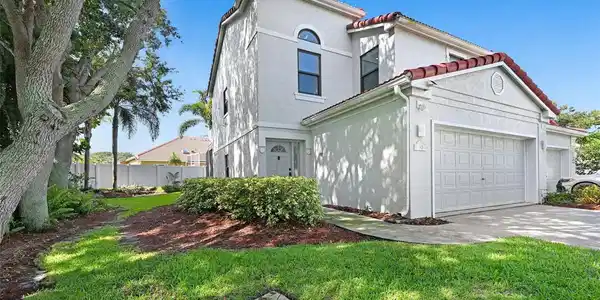 242 SEAVIEW STREET