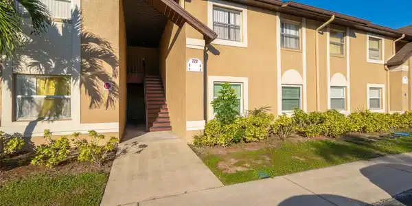 220 SPRING DRIVE