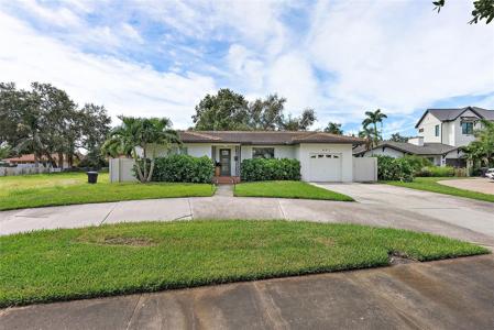 851 SNELL ISLE BOULEVARD NE