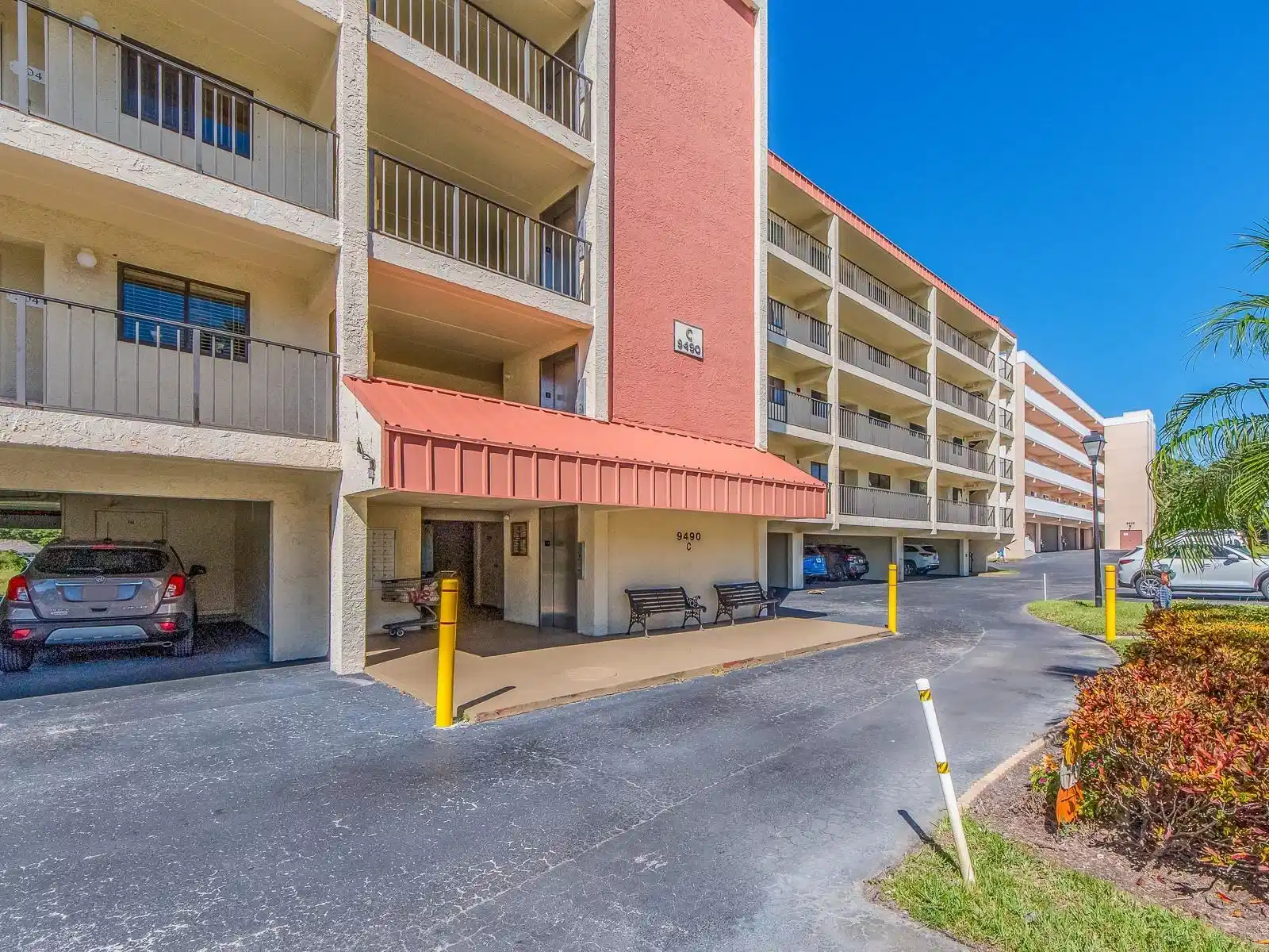 Image 1 Image 1