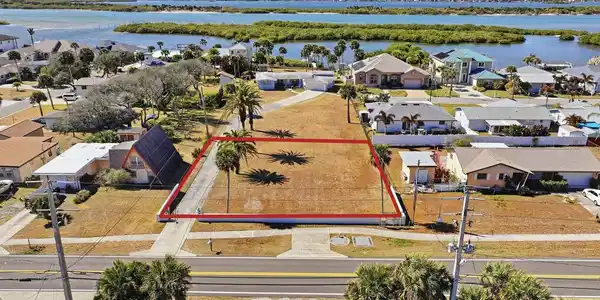 3812 CARDINAL BOULEVARD