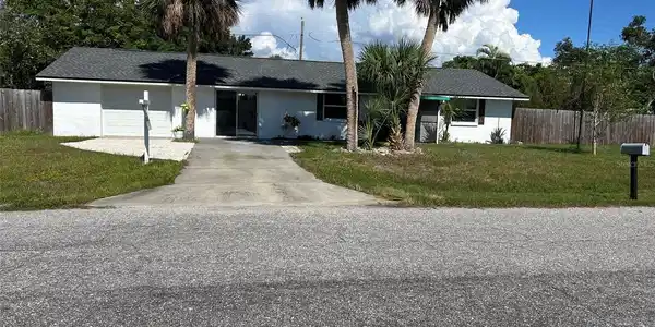 112 E MARLAND COURT