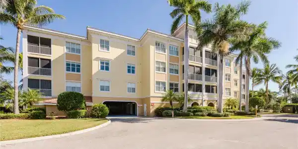 255 WEST END DRIVE