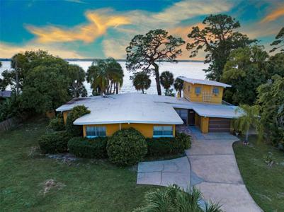 2885 S TROPICAL TRAIL