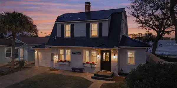 241 LEXINGTON DRIVE