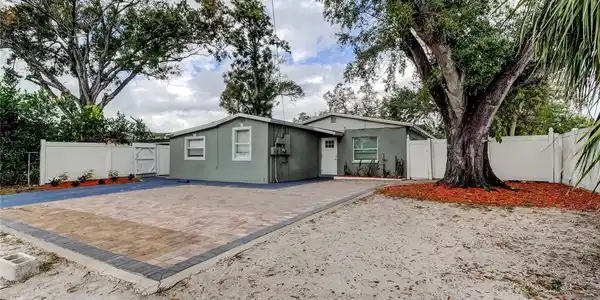 4532 DEVONSHIRE ROAD