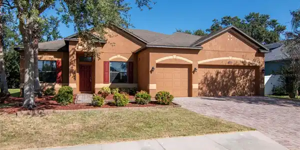 2267 50TH STREET CIRCLE E