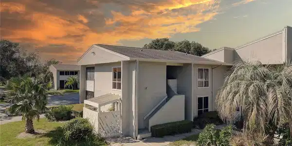428 WINDRUSH BAY DRIVE