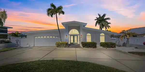 24 DOLPHIN DRIVE