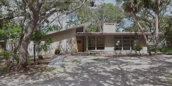 5453 AVENIDA DEL MARE
