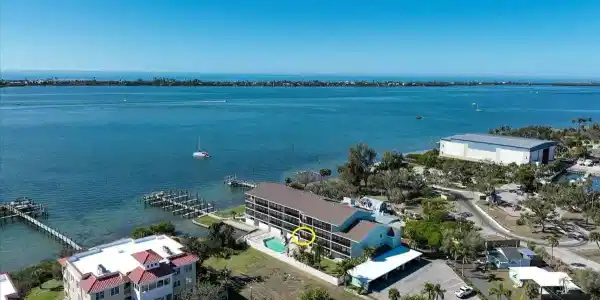 53 W BAY HEIGHTS AVENUE