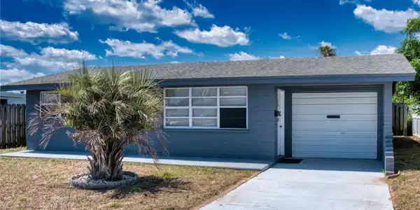 30 AZALEA DRIVE