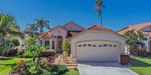 754 LIGHTHOUSE DRIVE