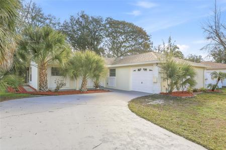 1003 GREENLEAF WAY