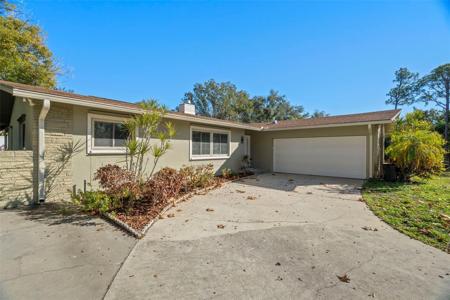 232 PINECREST DRIVE