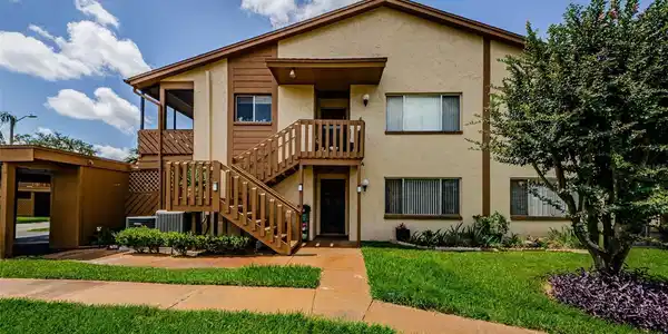 3841 LANYARD COURT
