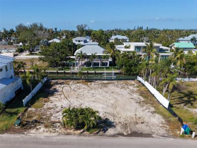 579 BAYVIEW DRIVE