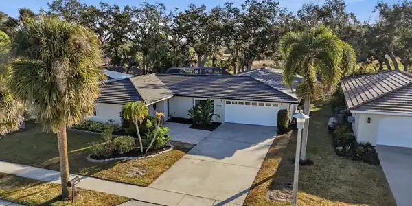 7339 BOUNTY DRIVE