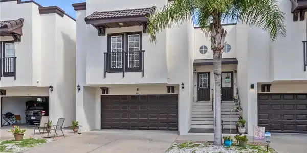 3633 BAY HEIGHTS WAY