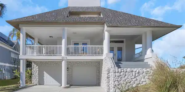 6015 BAREFOOT COURT