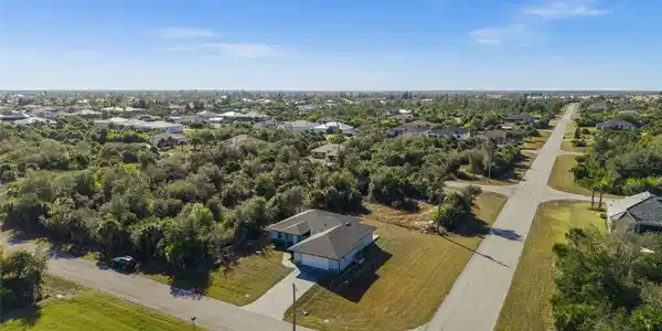 14847 LILLIAN CIRCLE