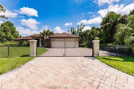 4238 GOLFAIR LANE