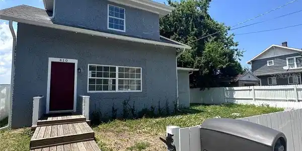 410 ARROYO LANE