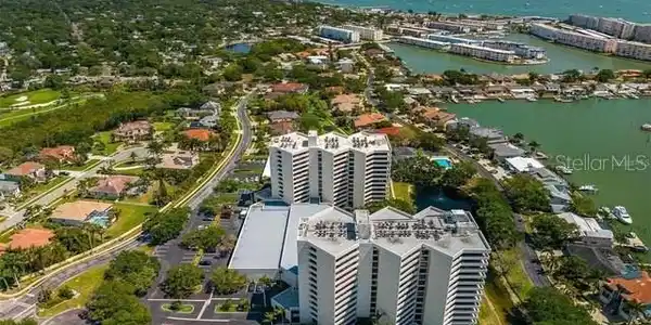 5950 PELICAN BAY PLAZA S