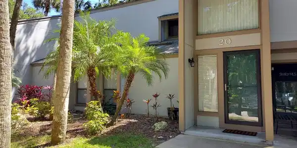 20 MID OAKS CIRCLE