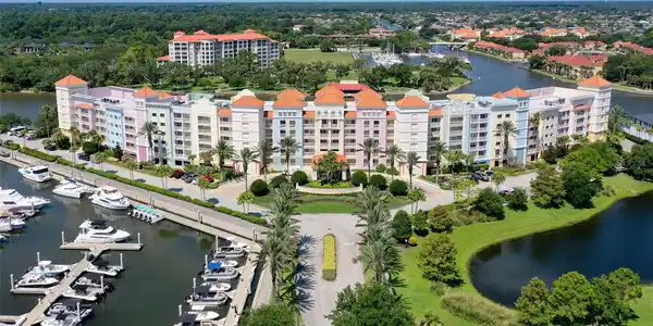 102 YACHT HARBOR DRIVE