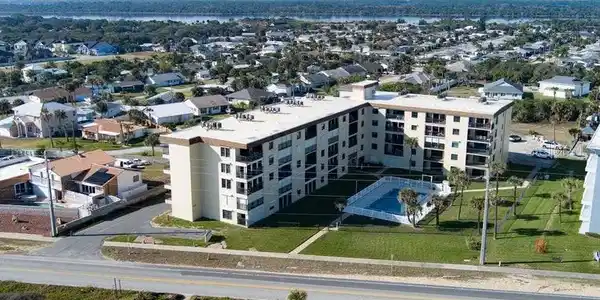 2290 OCEAN SHORE BOULEVARD
