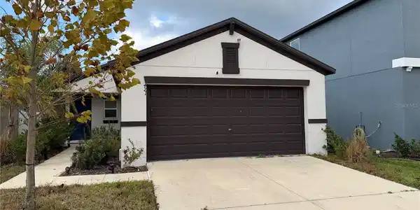 421 ROYAL EMPRESS DRIVE