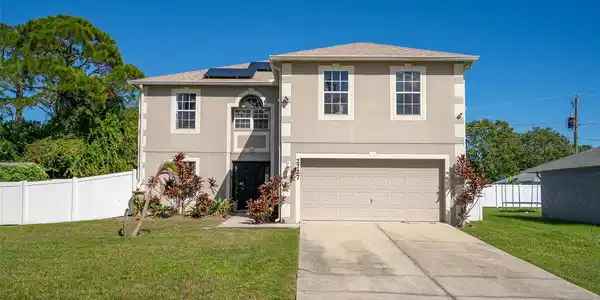 2727 FERN PALM DRIVE