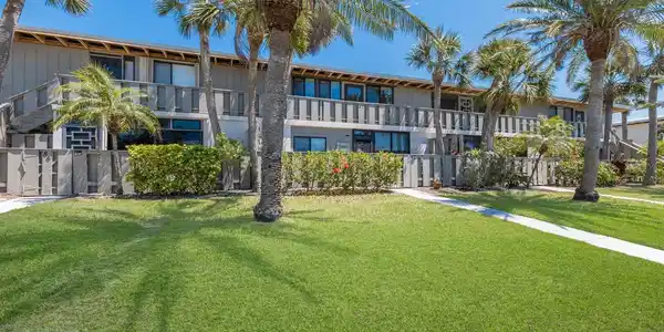 6400 FLOTILLA DRIVE