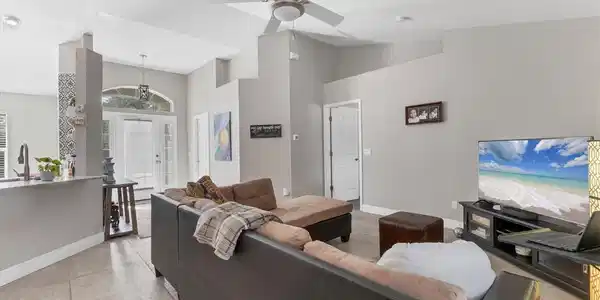 Image 4 Image 4