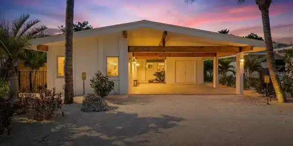 102 TUNA STREET
