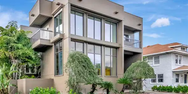 825 BAYSHORE BOULEVARD