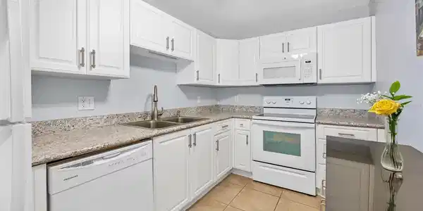 Image 3 Image 3